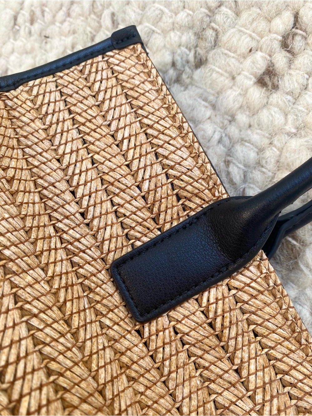 Walter Baker NWT Delaney Woven Raffia Tote Black Vegan Leather - Picture 5 of 9